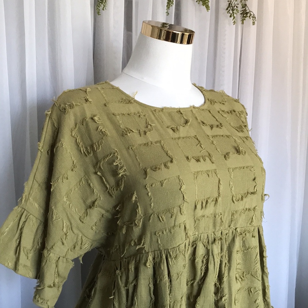 Distressed Ruffle Short Dress With Pockets - Picture 4 of 4